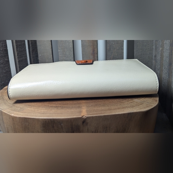 Bostanten Women's Wallet NWT - Picture 7 of 11